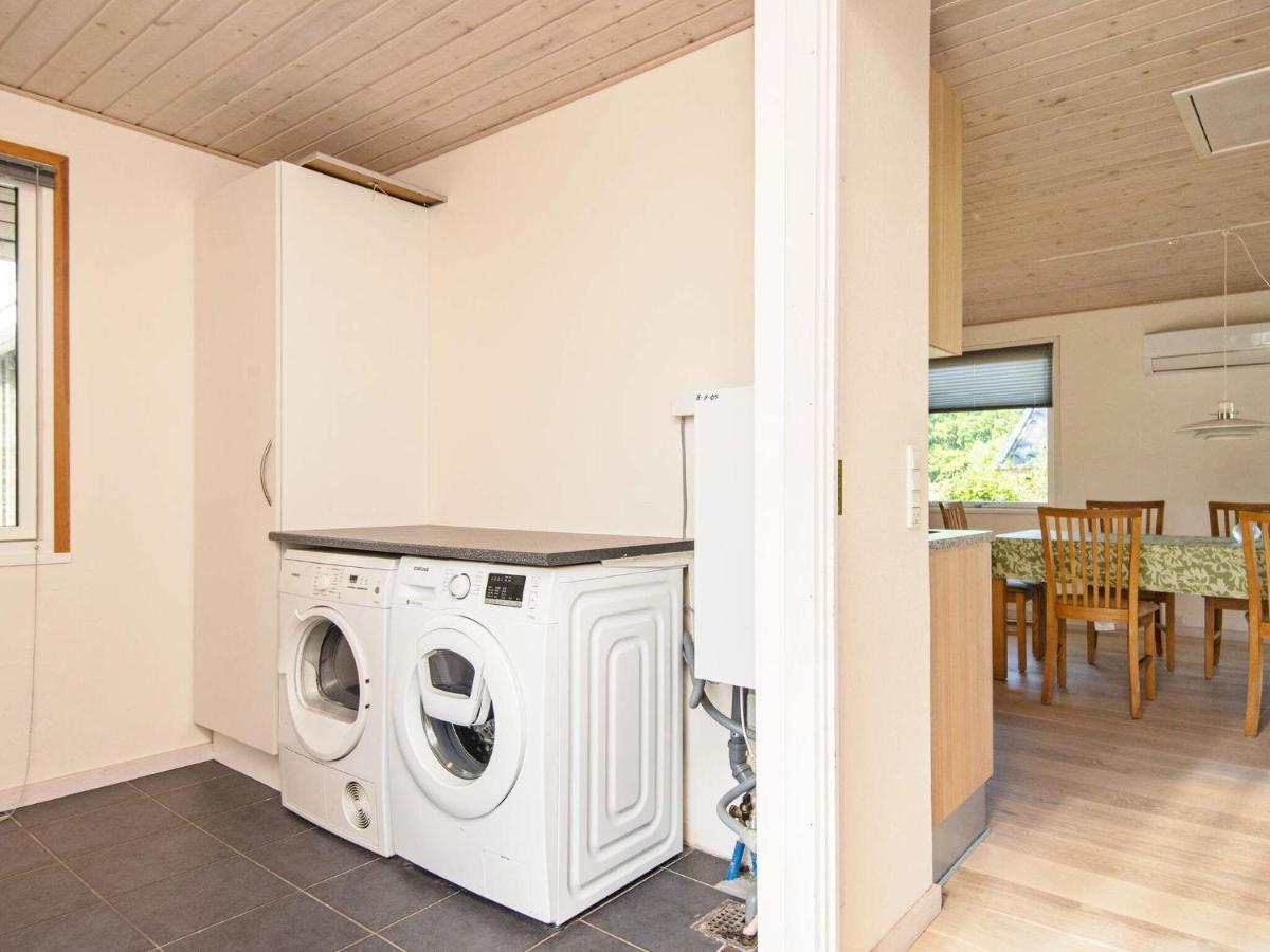 4 Person Holiday Home In B Rkop Børkop Exteriör bild