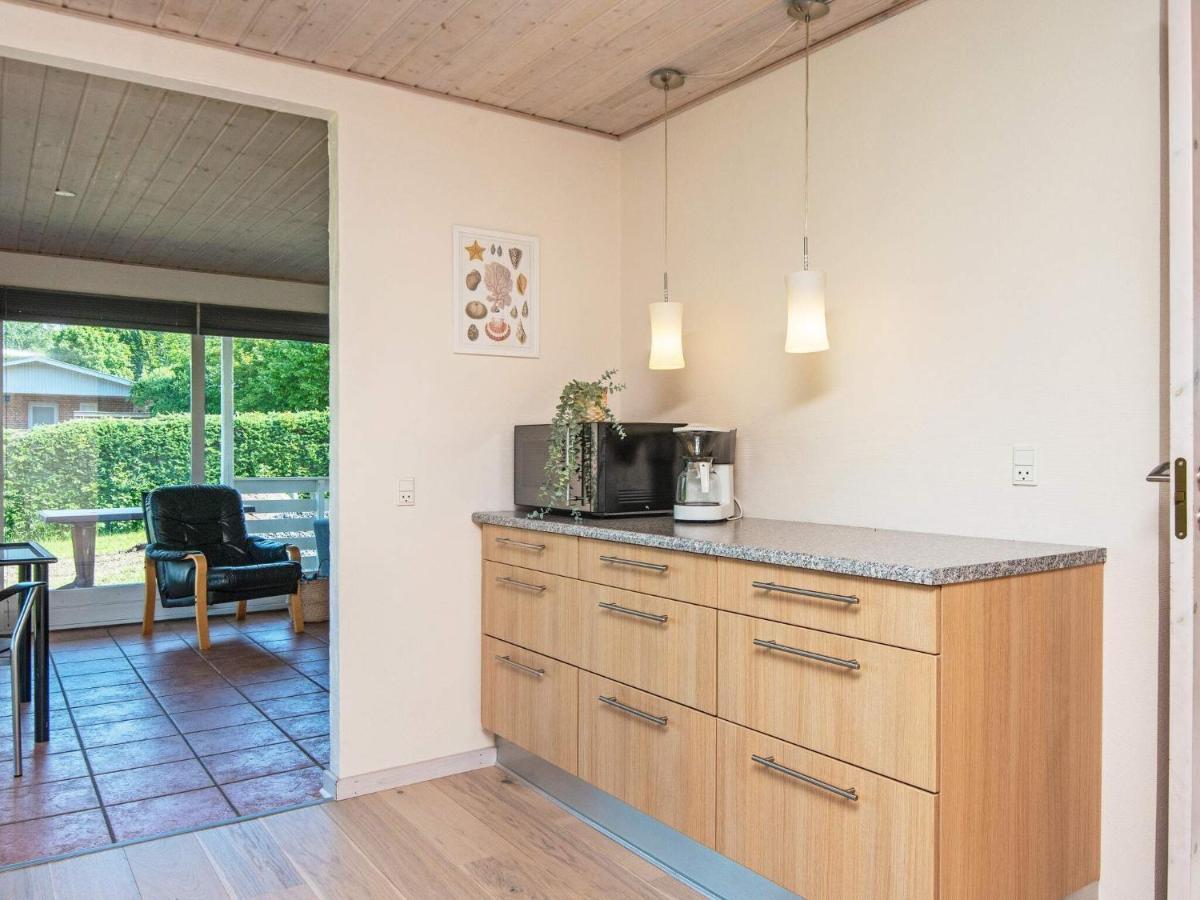 4 Person Holiday Home In B Rkop Børkop Exteriör bild