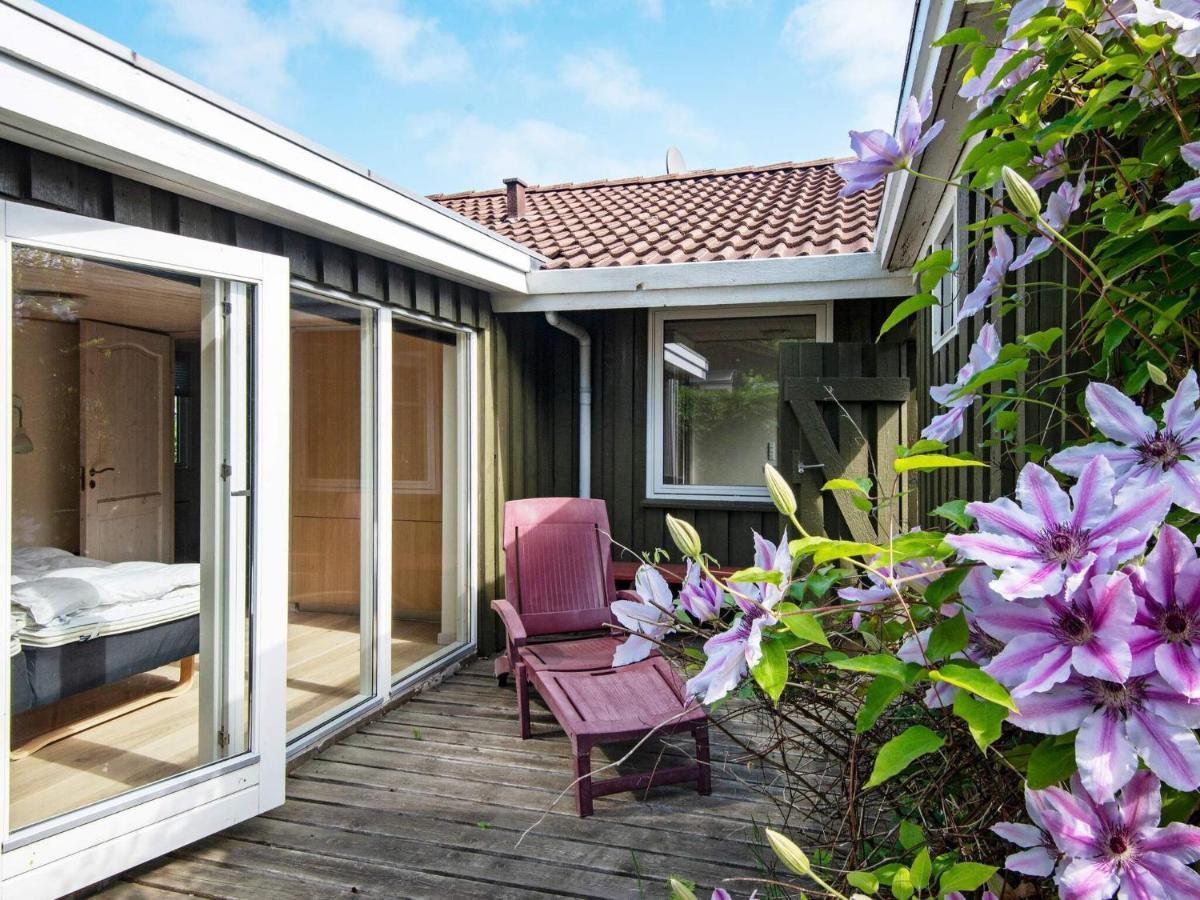 4 Person Holiday Home In B Rkop Børkop Exteriör bild